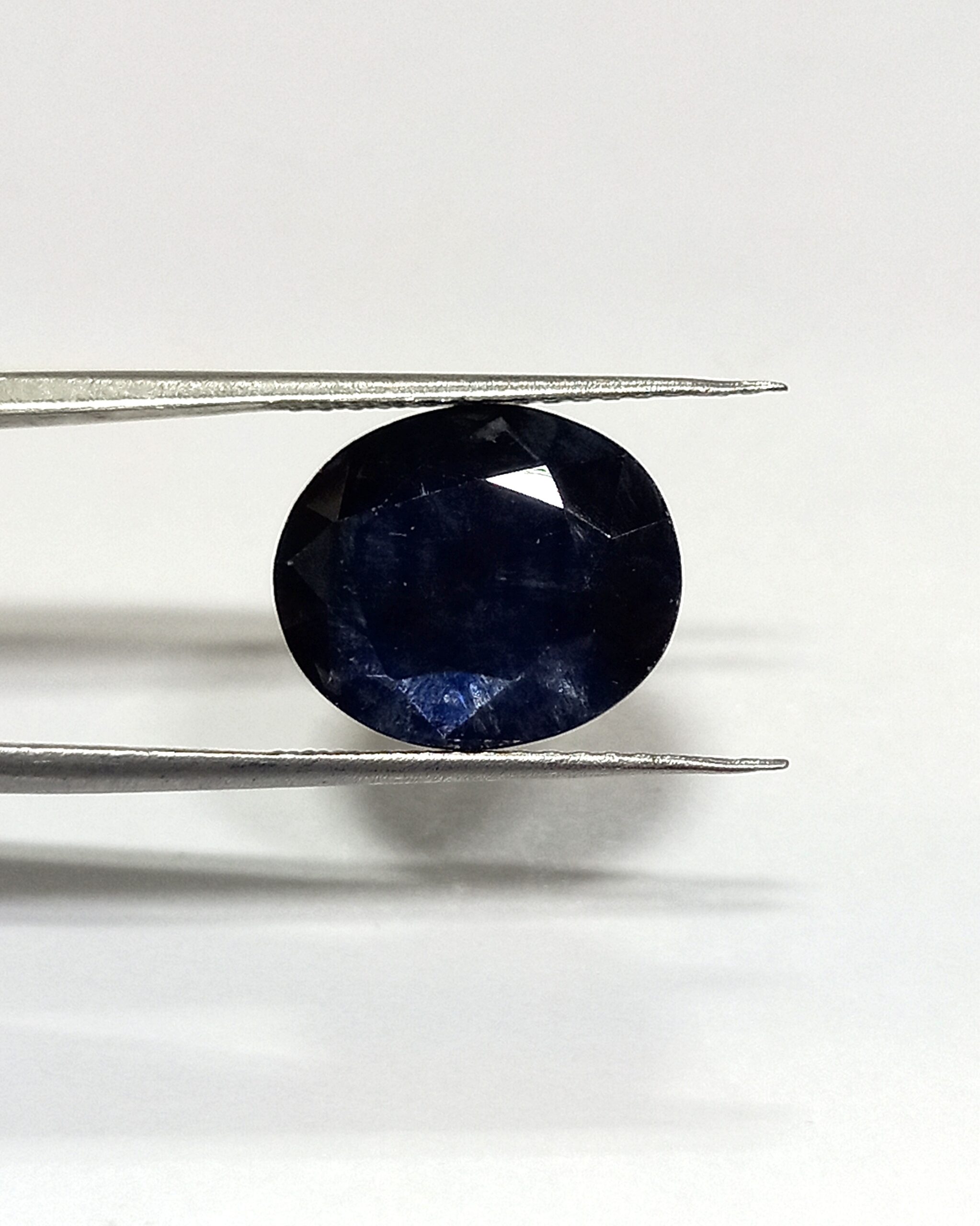 Natural Blue Sapphire Gemstone 4 Natural blue sapphire gemstone 4