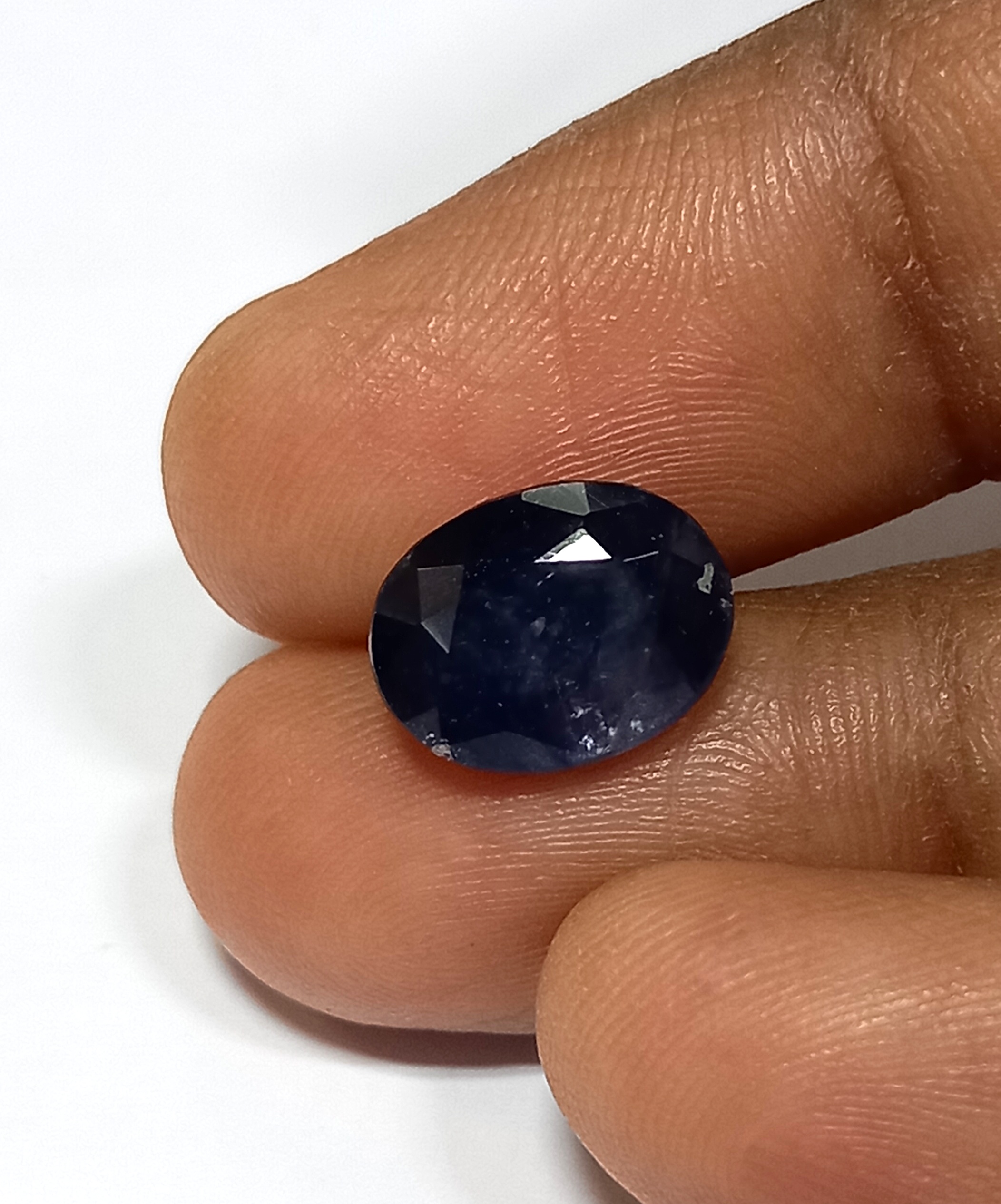 Natural blue sapphire gemstone 5