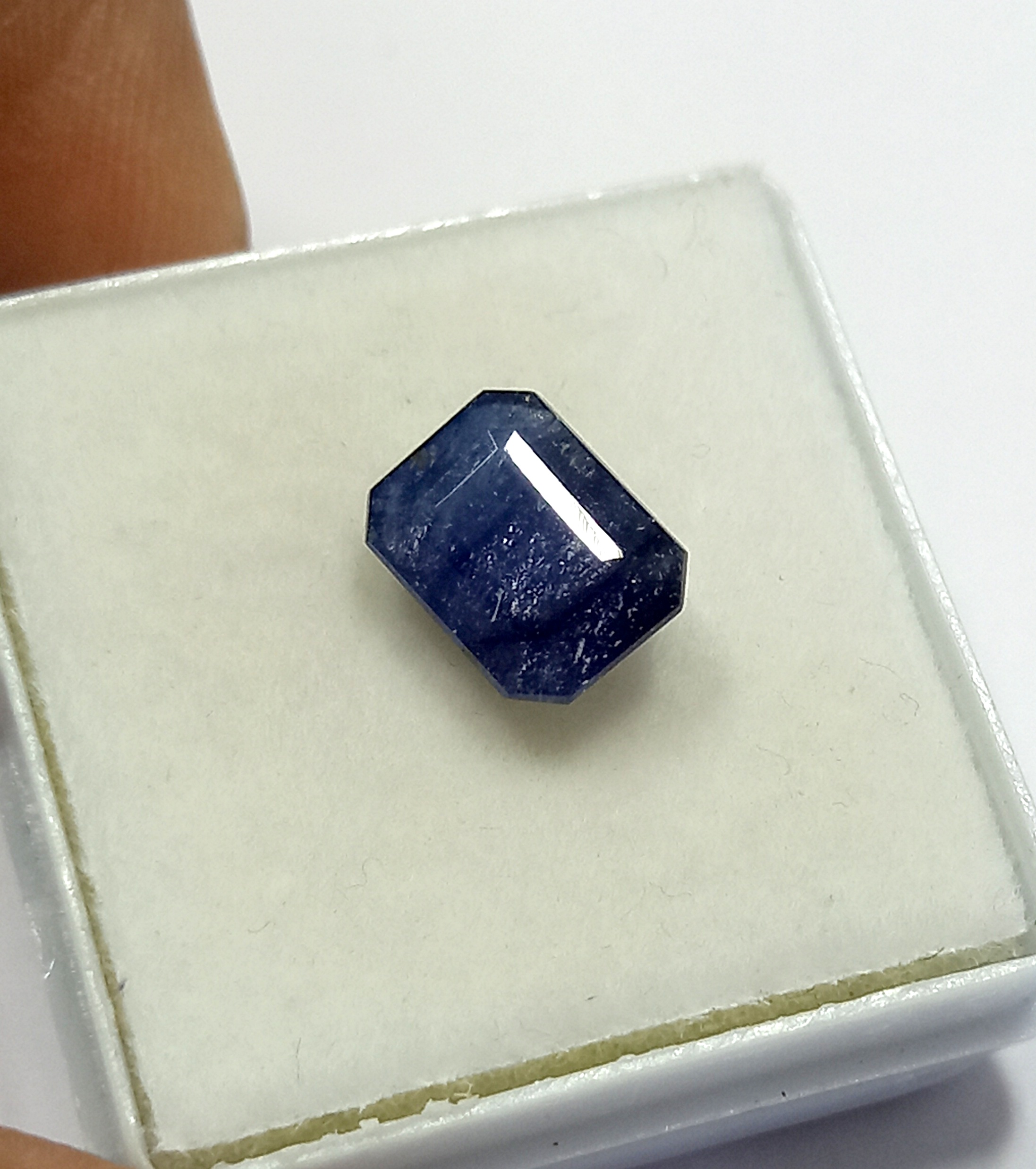 Natural blue sapphire gemstone 7