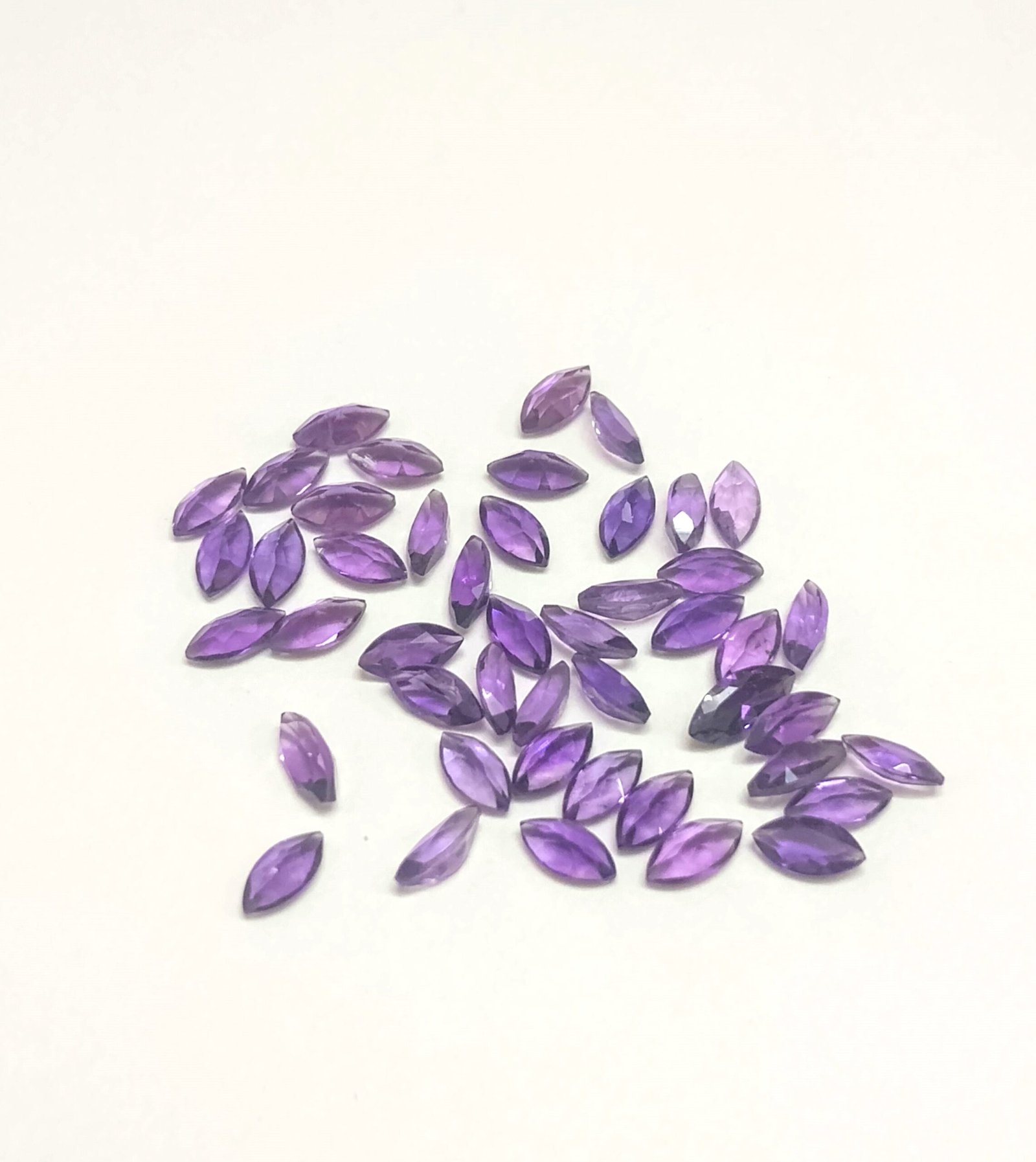 Purple Synthetic CZ Stones 6.20 Cts 46 Pcs Marquise Cut 5x2.5 mm - Image 8