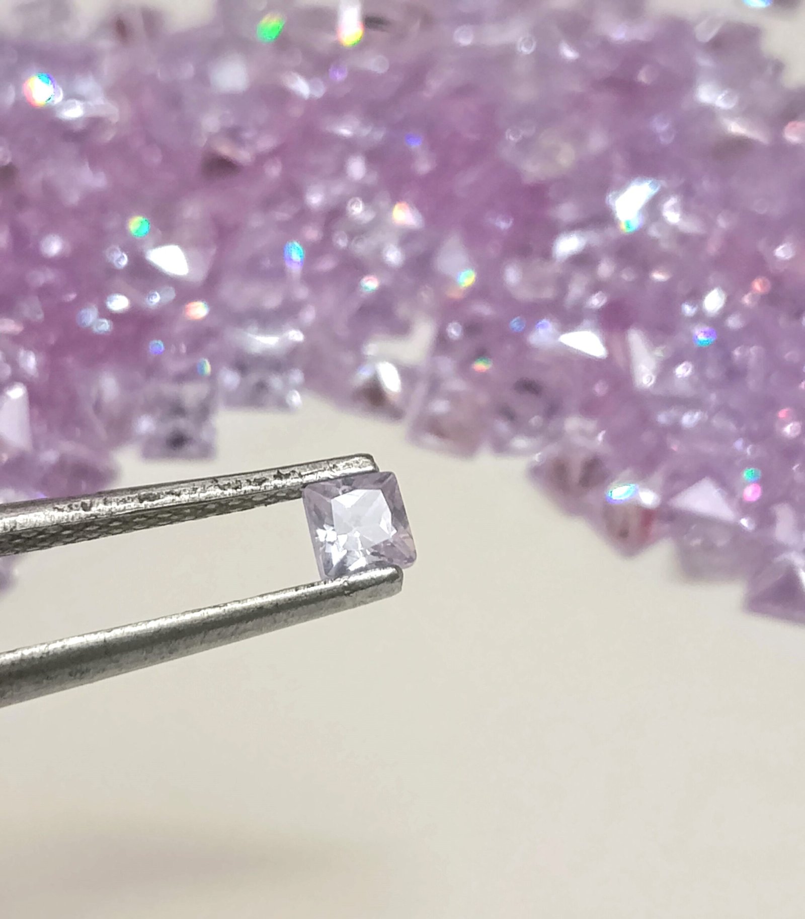 Purple Cubic Zirconia Princess Cut Gems, 113.65 Cts 350 Pcs 3mm - Image 4